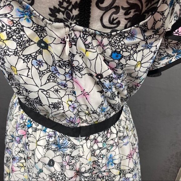 Likely contour daisy delbarton ruffle mini dress. One shoulder, floral, girly - Picture 9 of 11